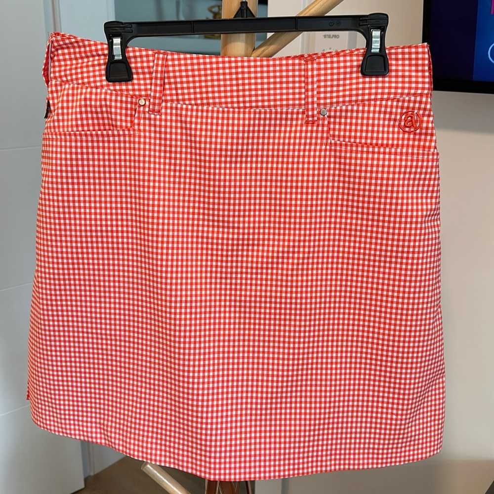 Skort - CORAL/WHITE size 10